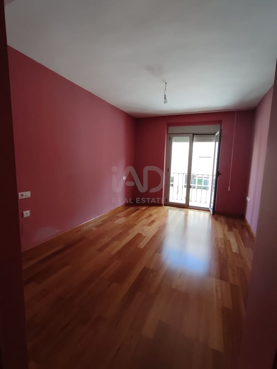 4 sovrum Lägenhet till salu i Leon stad - 194 900 € (Ref: 9988742)