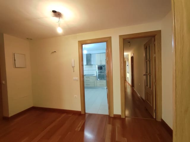 Apartamento de 4 habitaciones en León ciudad en venta - 194.900 € (Ref: 9988742)