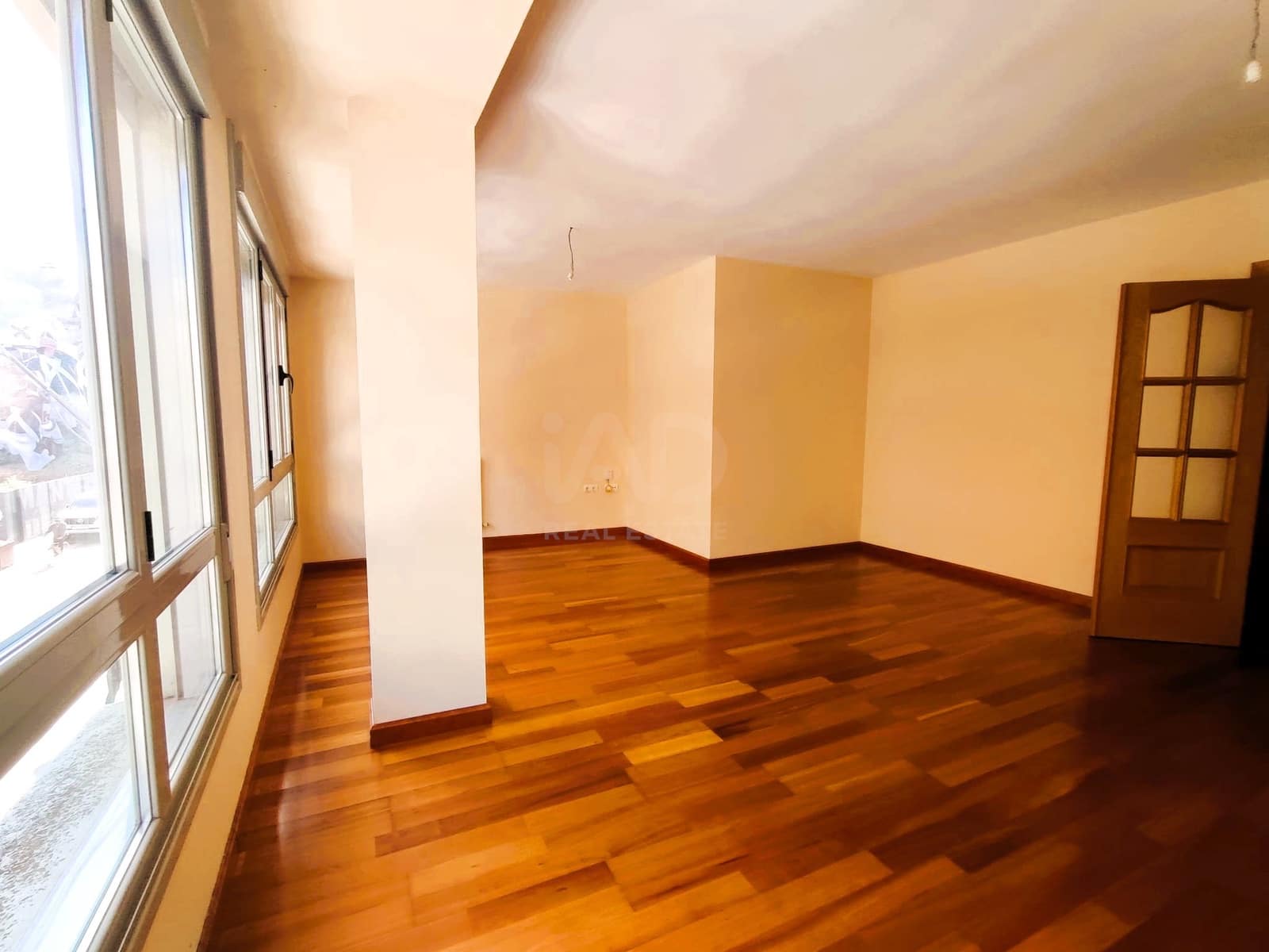 4 sovrum Lägenhet till salu i Leon stad - 194 900 € (Ref: 9988742)