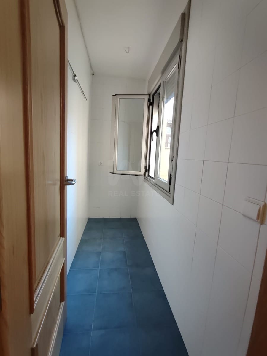 4 sovrum Lägenhet till salu i Leon stad - 194 900 € (Ref: 9988742)