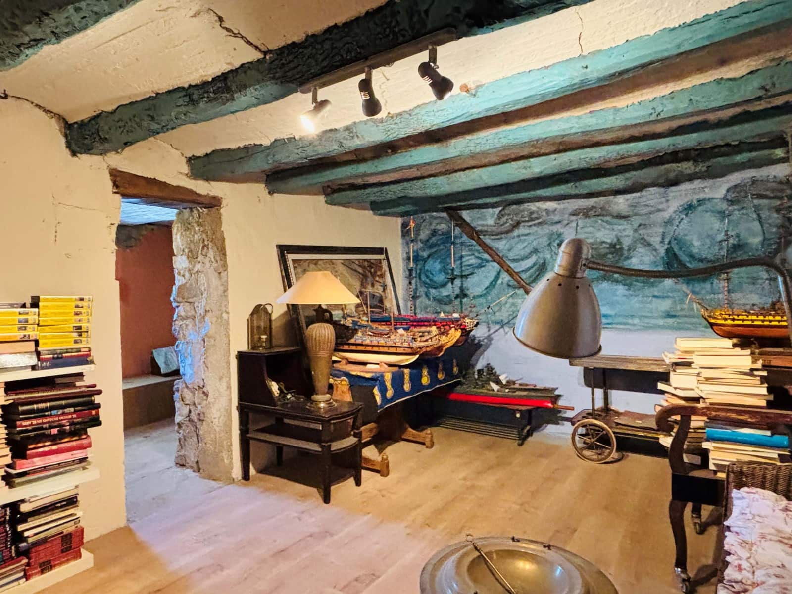 5 bedroom Terraced Villa for sale in Lleida city - € 139,000 (Ref: 9988744)