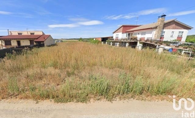 Tomt till salu i León stad - 9 000 € (Ref: 9988745)