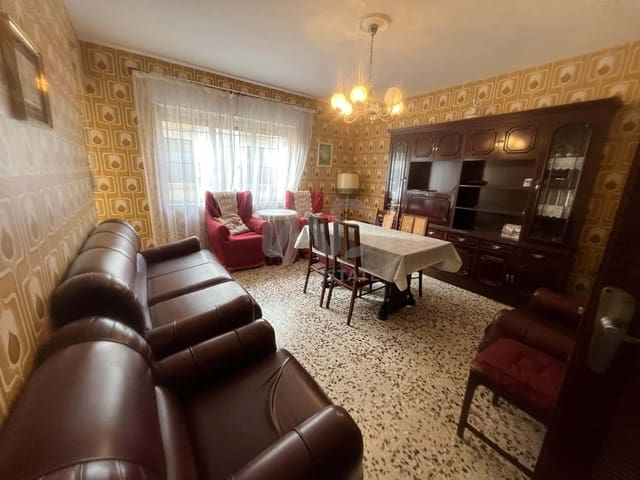 3 soveværelse Lejlighed til salg i Salamanca by - € 110.000 (Ref: 9988756)