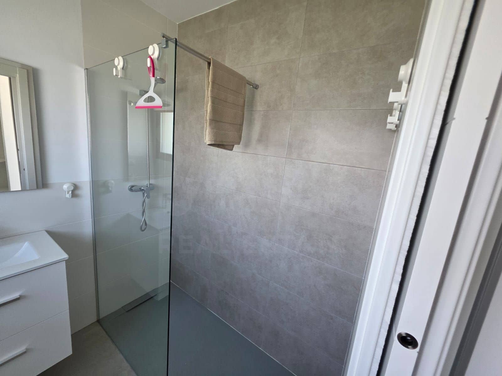 3 soverom Hus til salgs i Calasparra med svømmebasseng - € 329 000 (Ref: 9988759)