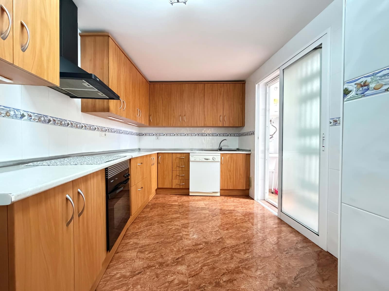 3 chambre Appartement à vendre à Abaran - 110 000 € (Ref: 9988764)