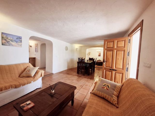 Casa en La Parroquia, Lorca en venta con piscina - 359.000 € (Ref: 9988767)