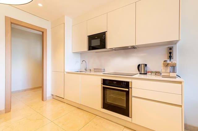 1 soverom Leilighet til salgs i Santa Cruz de Tenerife med garasje - € 535 000 (Ref: 9988770)