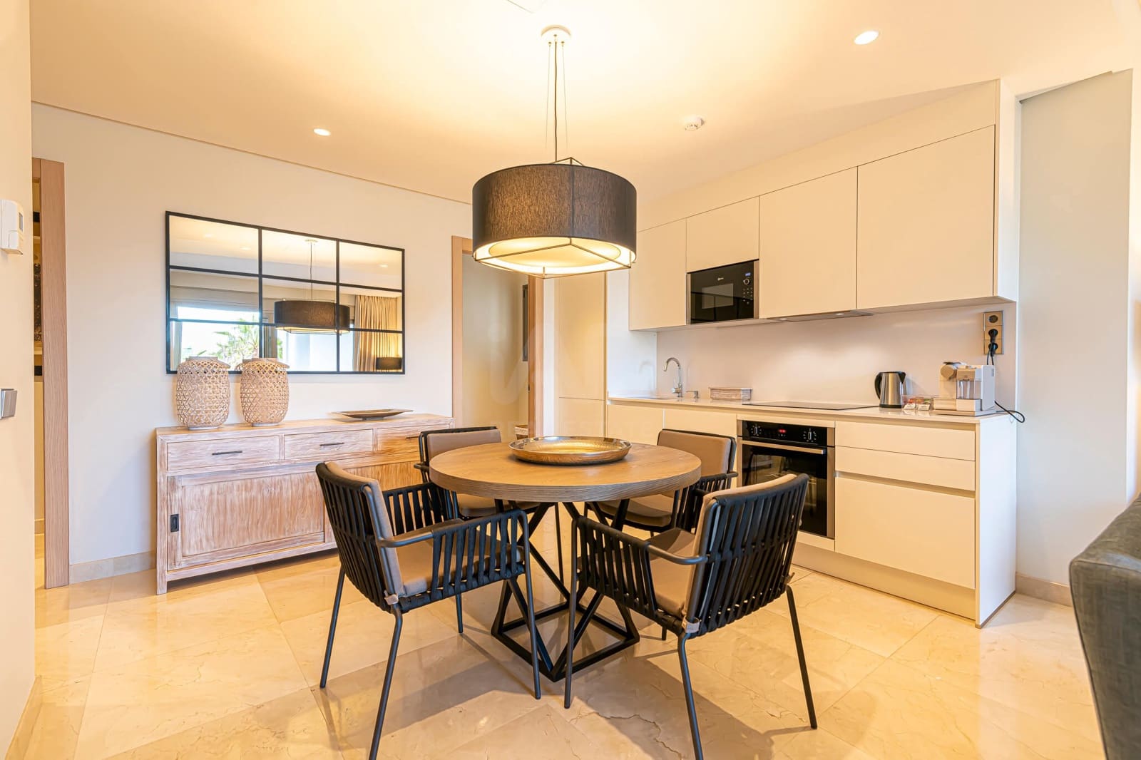 1 soverom Leilighet til salgs i Santa Cruz de Tenerife med garasje - € 535 000 (Ref: 9988770)
