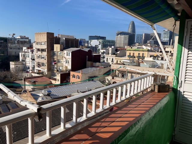 1 soveværelse Penthouse til salg i El Poblenou, Barcelona by - € 252.000 (Ref: 9988776)