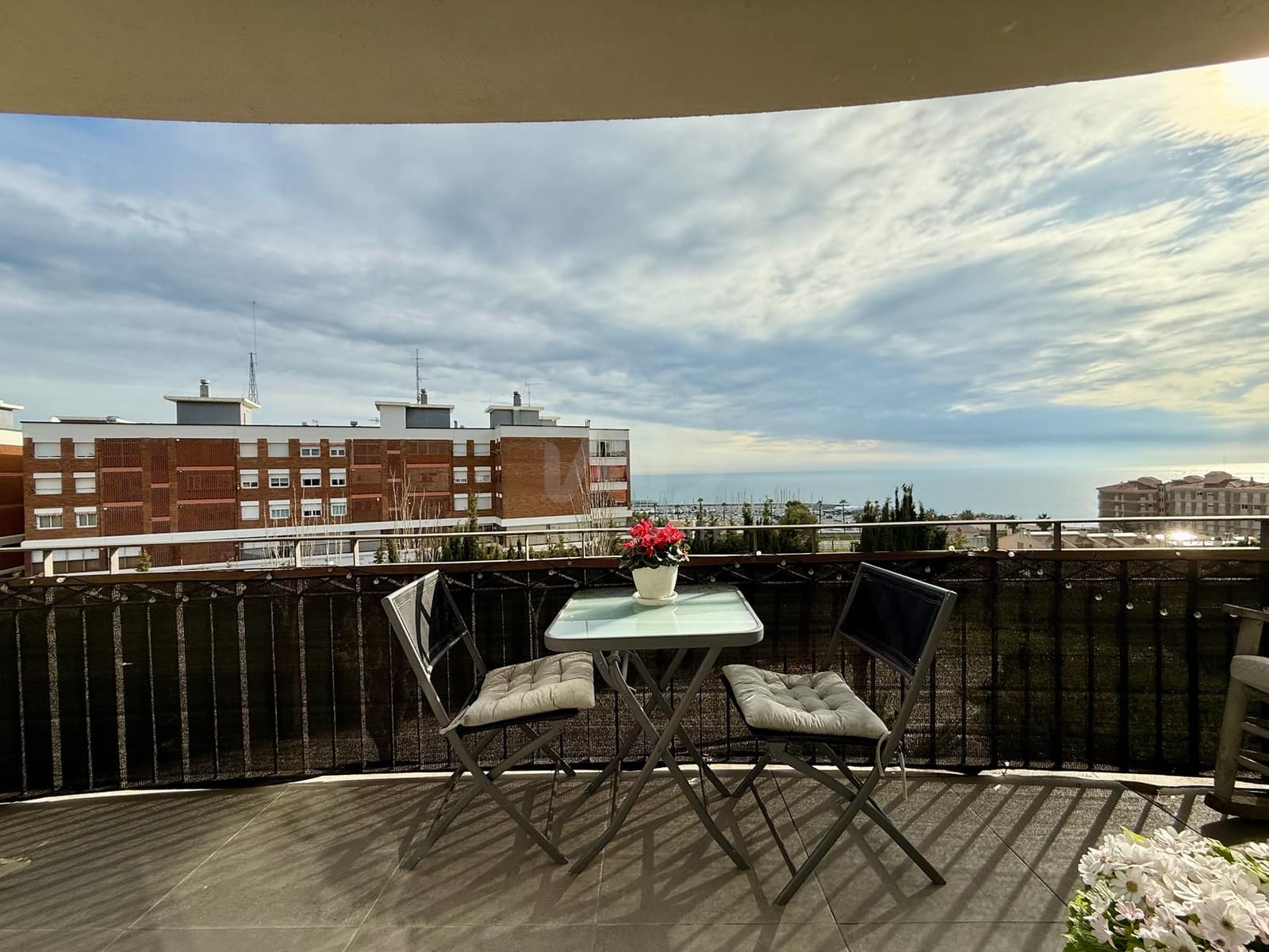 2 soveværelse Penthouse til salg i Barcelona by med swimmingpool garage - € 495.000 (Ref: 9988780)