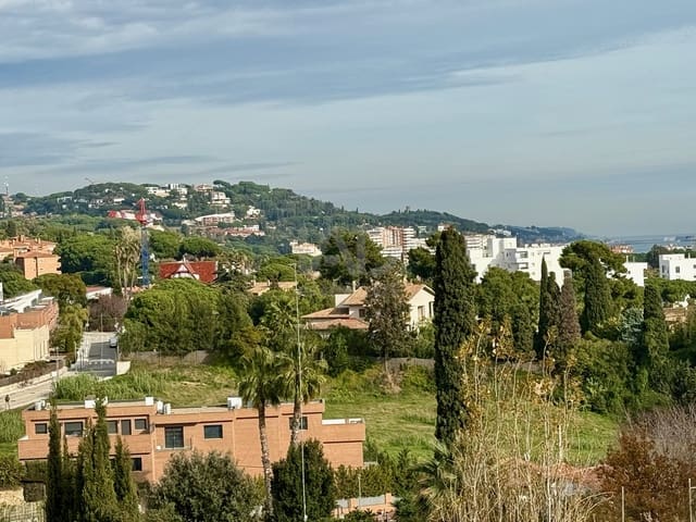 2 soveværelse Penthouse til salg i Barcelona by med swimmingpool garage - € 495.000 (Ref: 9988780)