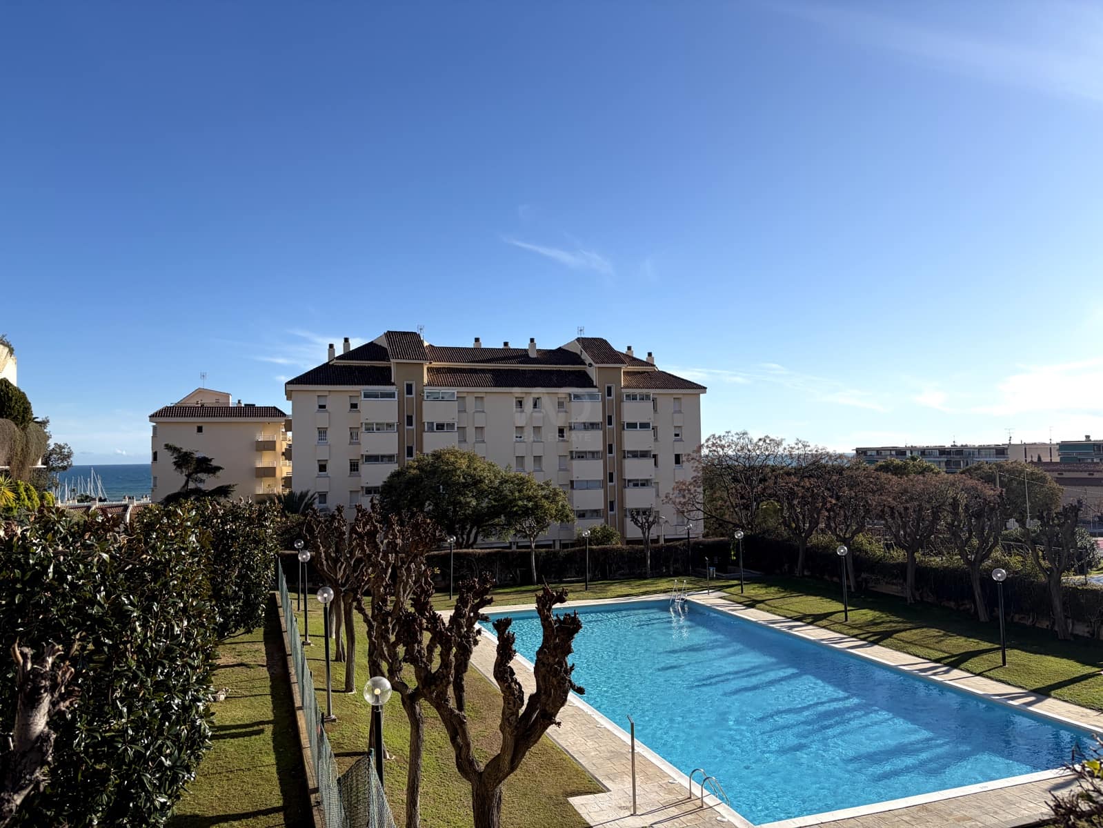 2 soveværelse Penthouse til salg i Barcelona by med swimmingpool garage - € 495.000 (Ref: 9988780)