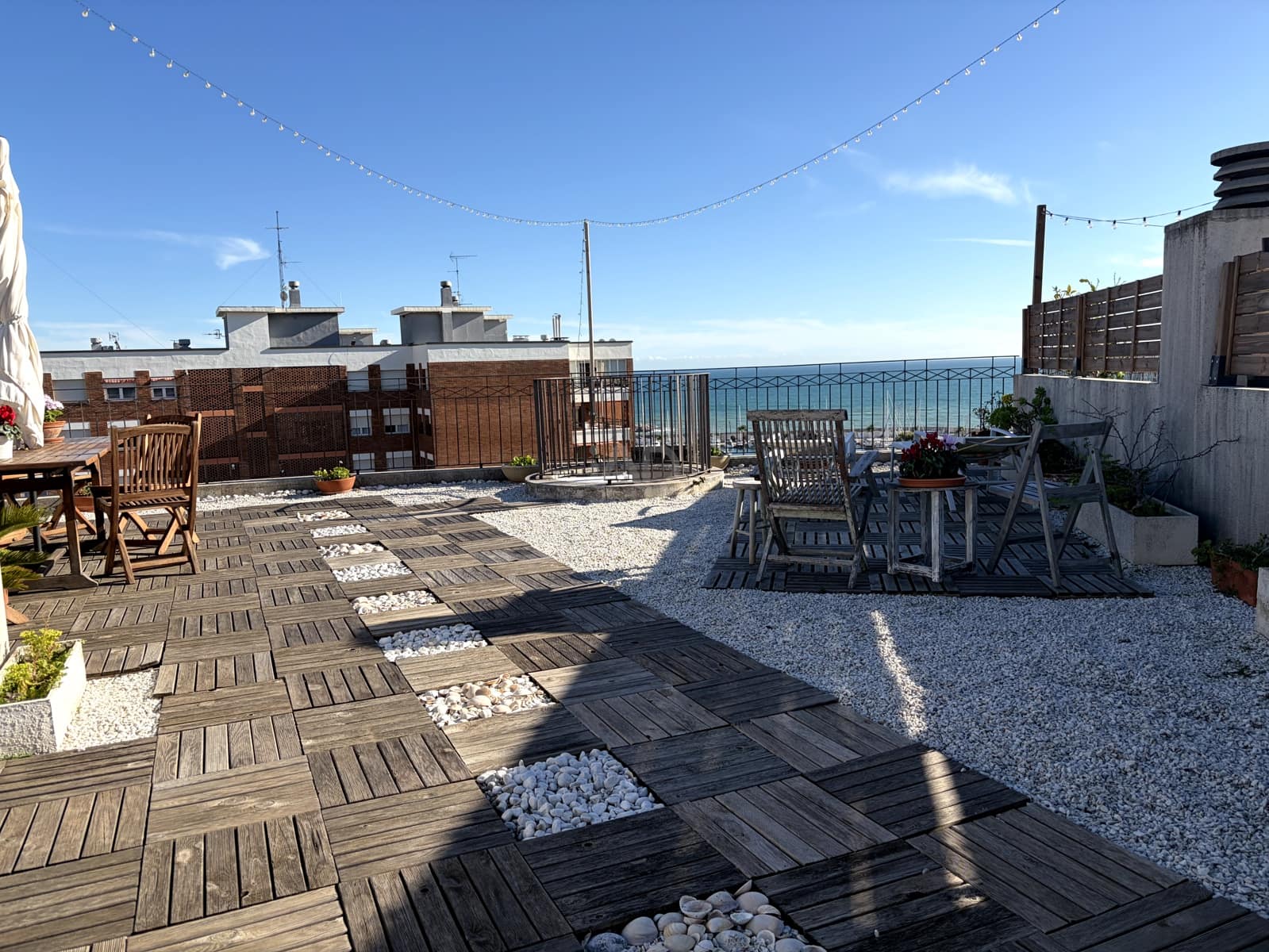 2 soveværelse Penthouse til salg i Barcelona by med swimmingpool garage - € 495.000 (Ref: 9988780)