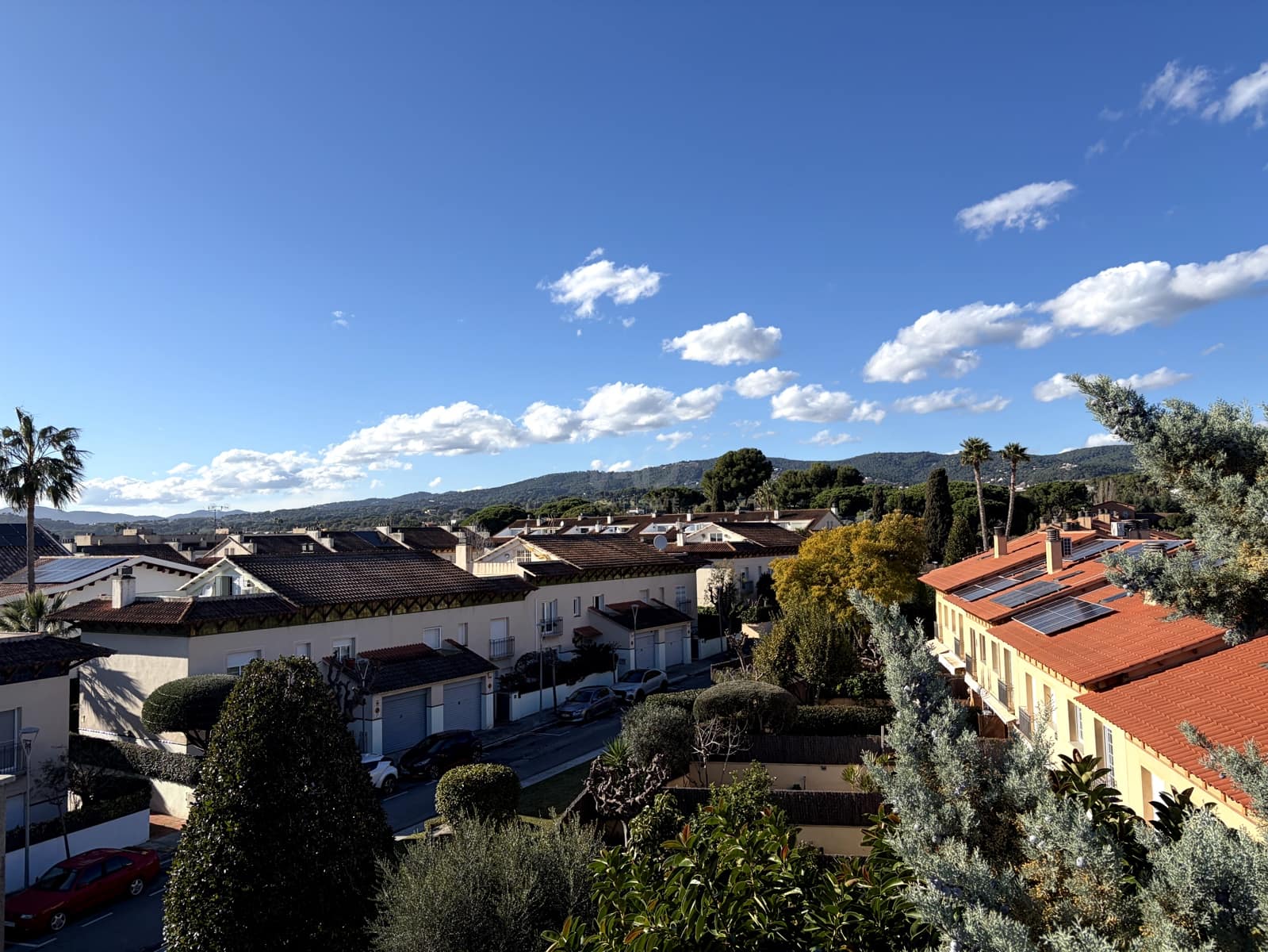 2 soveværelse Penthouse til salg i Barcelona by med swimmingpool garage - € 495.000 (Ref: 9988780)