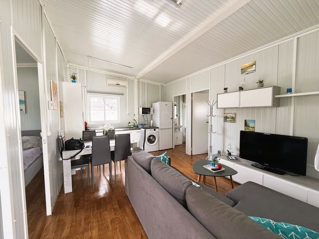 Grunde uden byggetilladelser til salg i Cádiz by - € 179.000 (Ref: 9988781)
