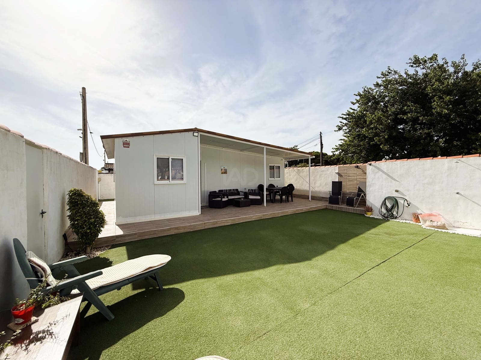 Grunde uden byggetilladelser til salg i Cadiz by - € 179.000 (Ref: 9988781)