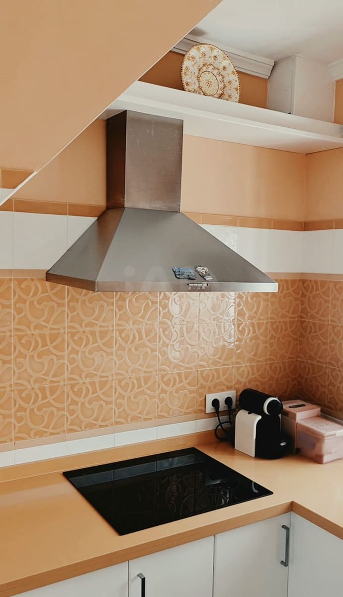 2 soverom Penthouse til salgs i Cadiz by - € 84 000 (Ref: 9988790)