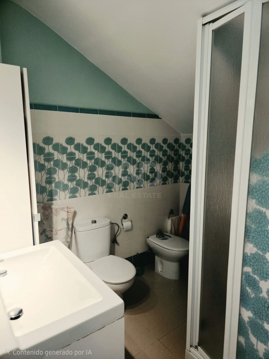 2 soverom Penthouse til salgs i Cadiz by - € 84 000 (Ref: 9988790)