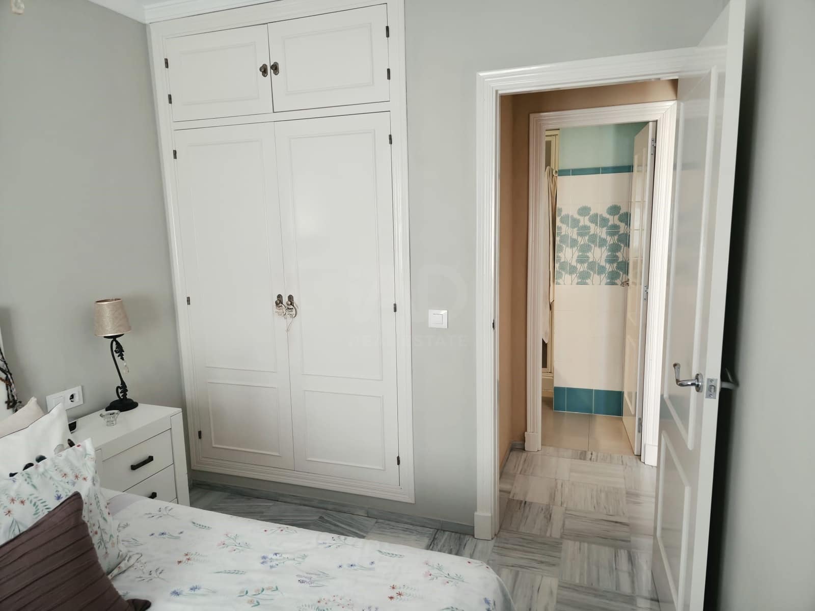 2 soverom Penthouse til salgs i Cadiz by - € 84 000 (Ref: 9988790)
