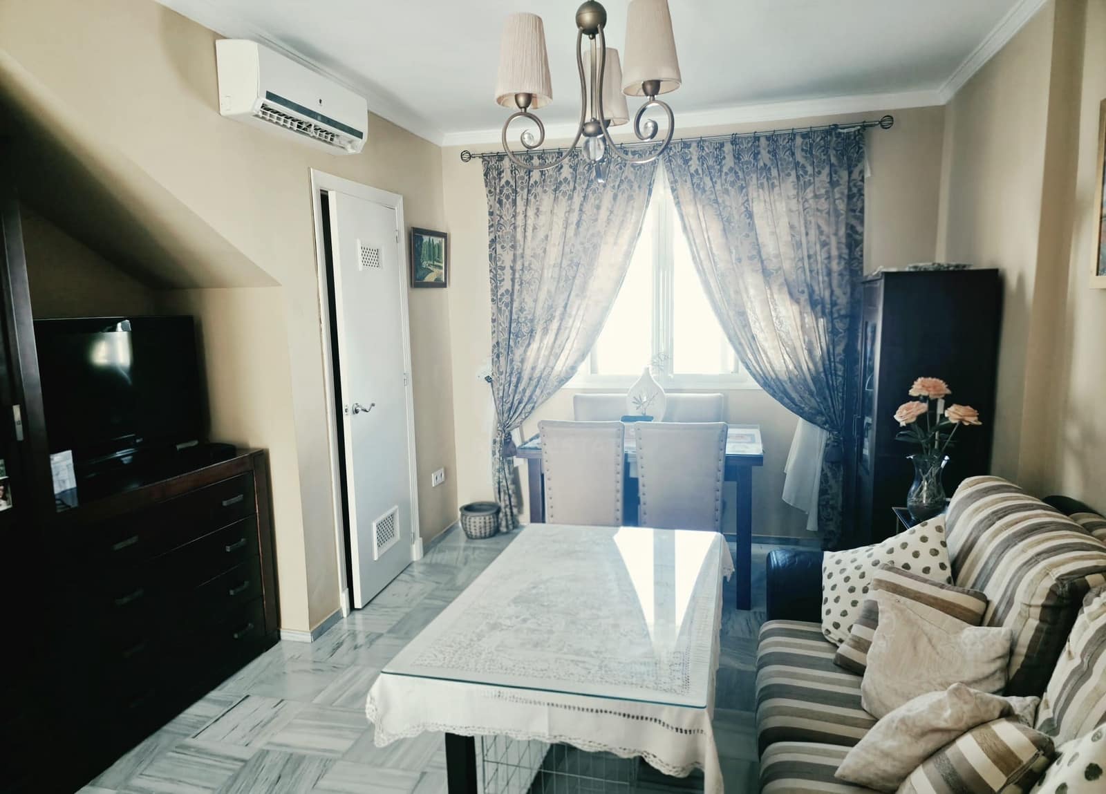 2 soverom Penthouse til salgs i Cadiz by - € 84 000 (Ref: 9988790)