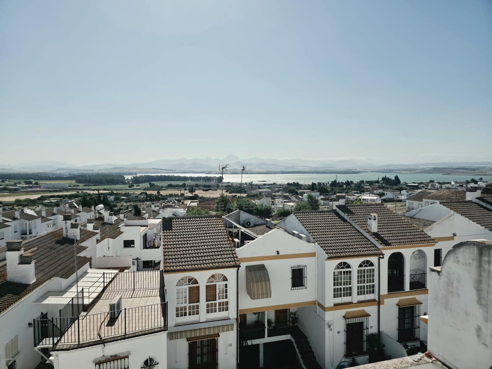 2 soverom Penthouse til salgs i Cadiz by - € 84 000 (Ref: 9988790)