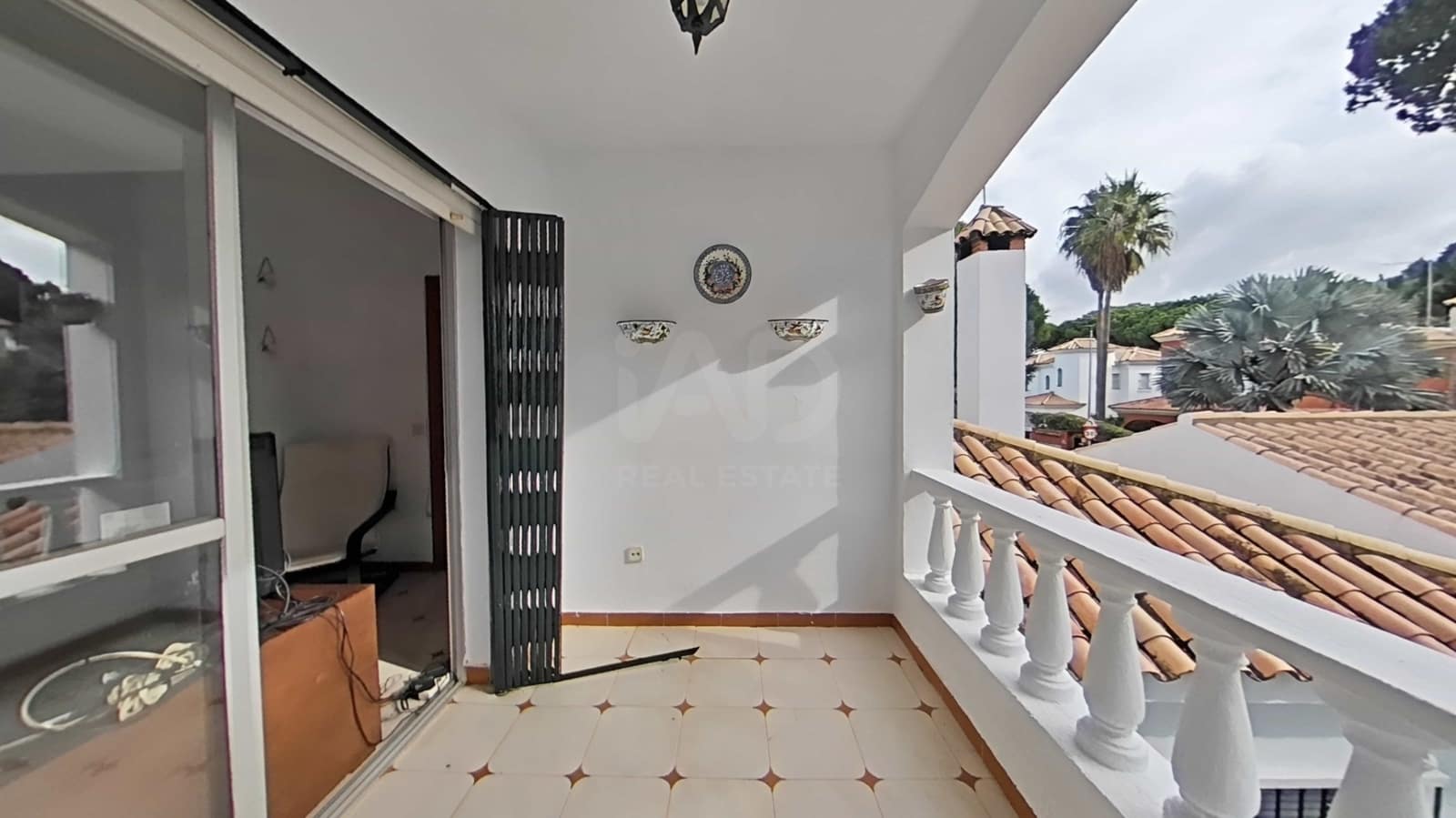 5 soverom Hus til salgs i Cadiz by med svømmebasseng garasje - € 830 000 (Ref: 9988791)