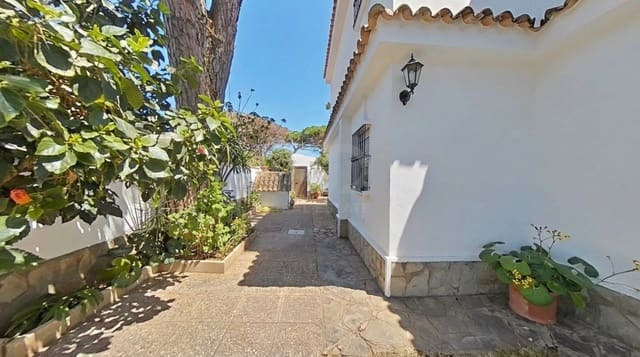 5 soverom Hus til salgs i Cádiz by med svømmebasseng garasje - € 830 000 (Ref: 9988791)