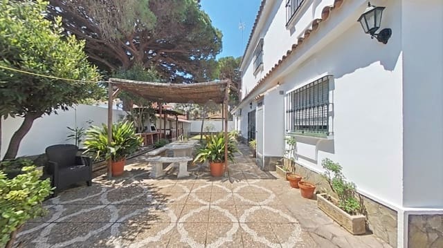 5 soverom Hus til salgs i Cádiz by med svømmebasseng garasje - € 830 000 (Ref: 9988791)