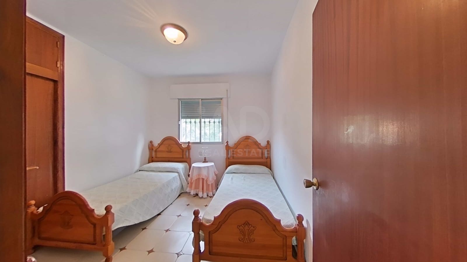 5 soverom Hus til salgs i Cadiz by med svømmebasseng garasje - € 830 000 (Ref: 9988791)
