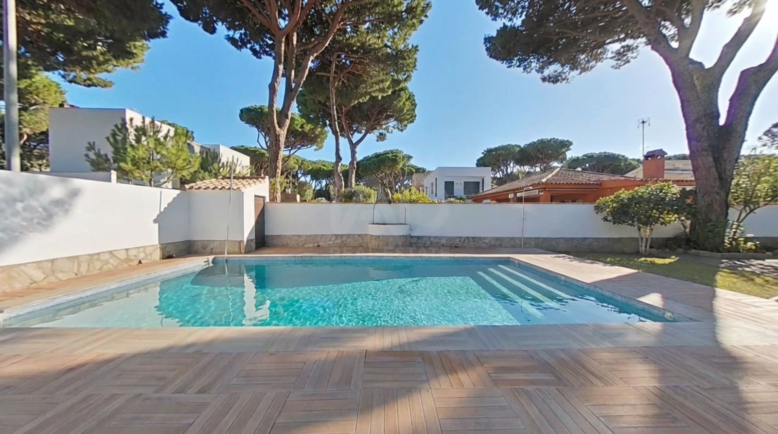 5 soverom Hus til salgs i Cadiz by med svømmebasseng garasje - € 830 000 (Ref: 9988791)