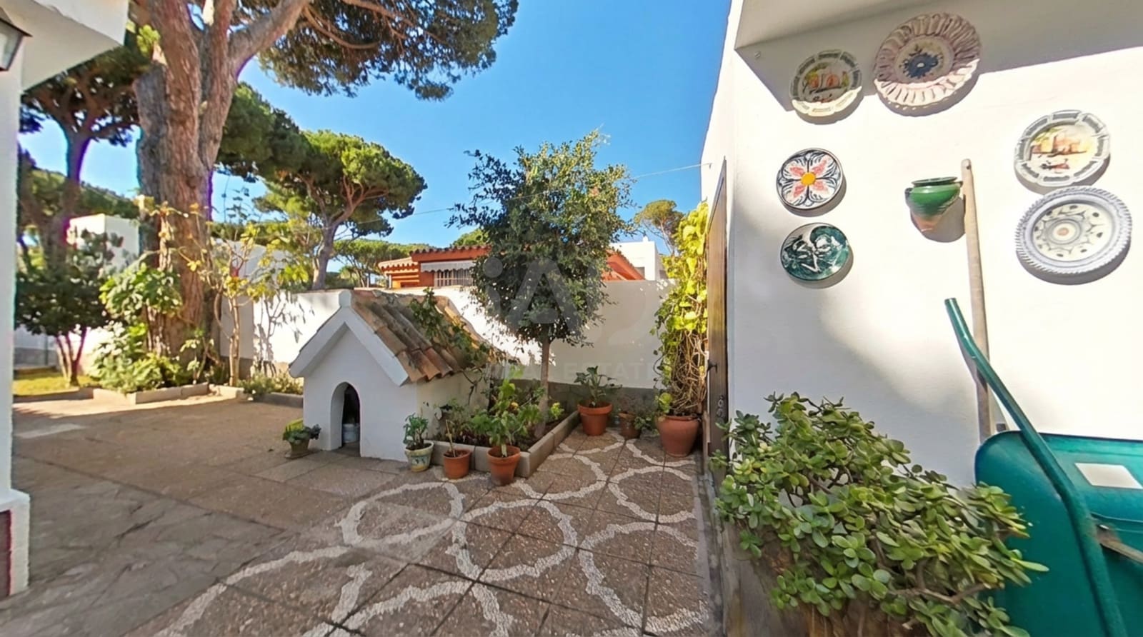 5 soverom Hus til salgs i Cadiz by med svømmebasseng garasje - € 830 000 (Ref: 9988791)