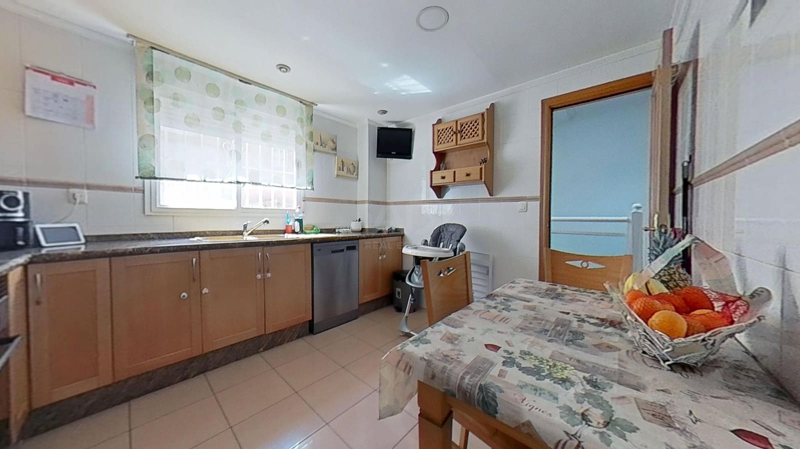 4 Zimmer Reihenhaus zu verkaufen in El Grau de Castello mit Garage - 309.990 € (Ref: 9988792)
