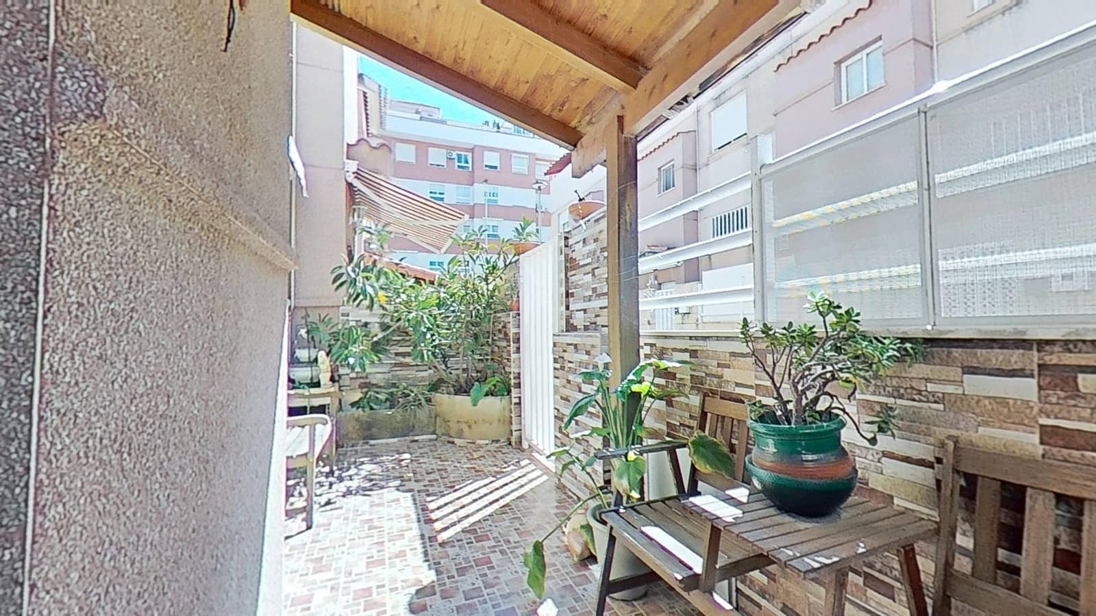 4 Zimmer Reihenhaus zu verkaufen in El Grau de Castello mit Garage - 309.990 € (Ref: 9988792)