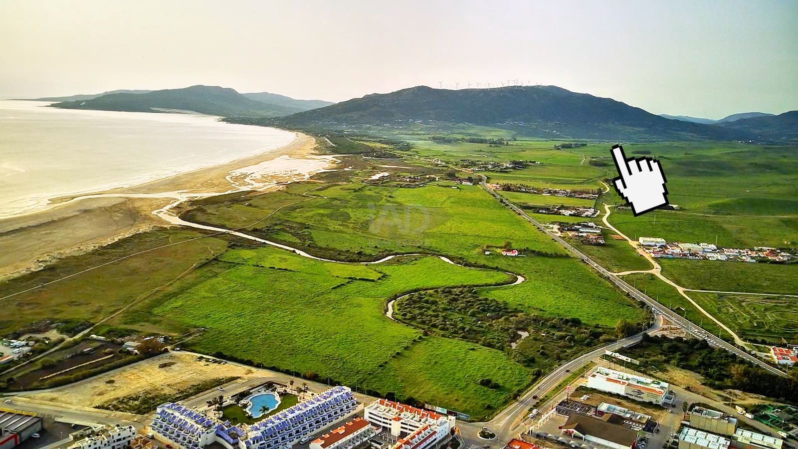 Grunde uden byggetilladelser til salg i Cadiz by - € 189.500 (Ref: 9988794)