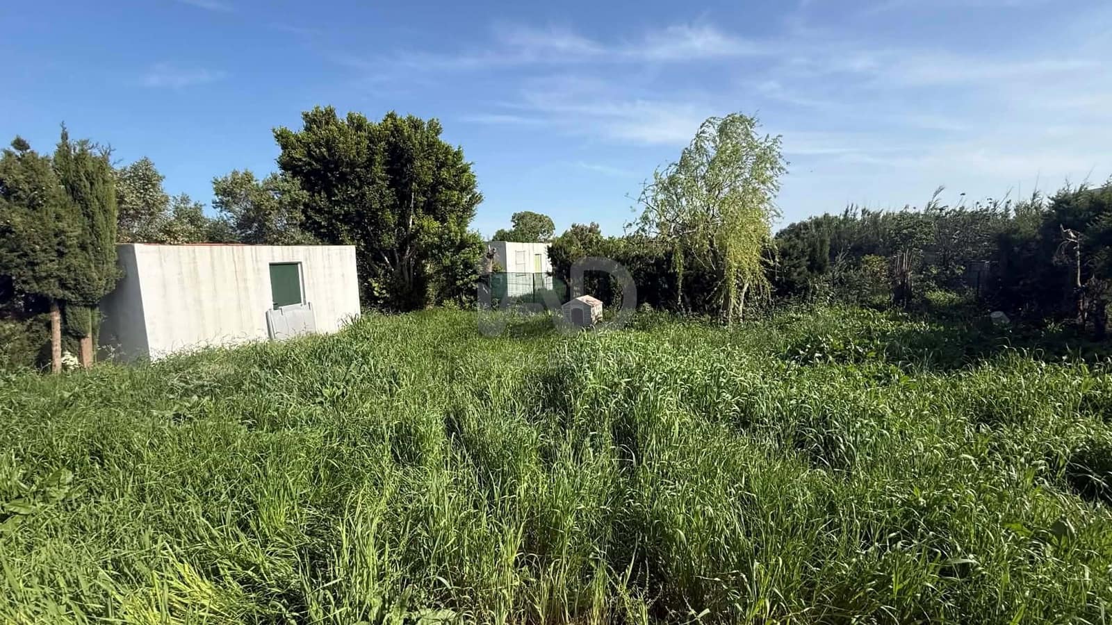 Grunde uden byggetilladelser til salg i Cadiz by - € 189.500 (Ref: 9988794)