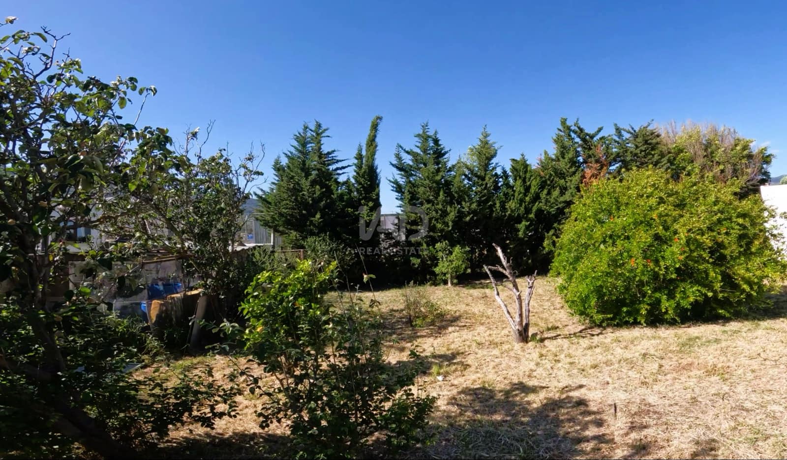 Grunde uden byggetilladelser til salg i Cadiz by - € 189.500 (Ref: 9988794)