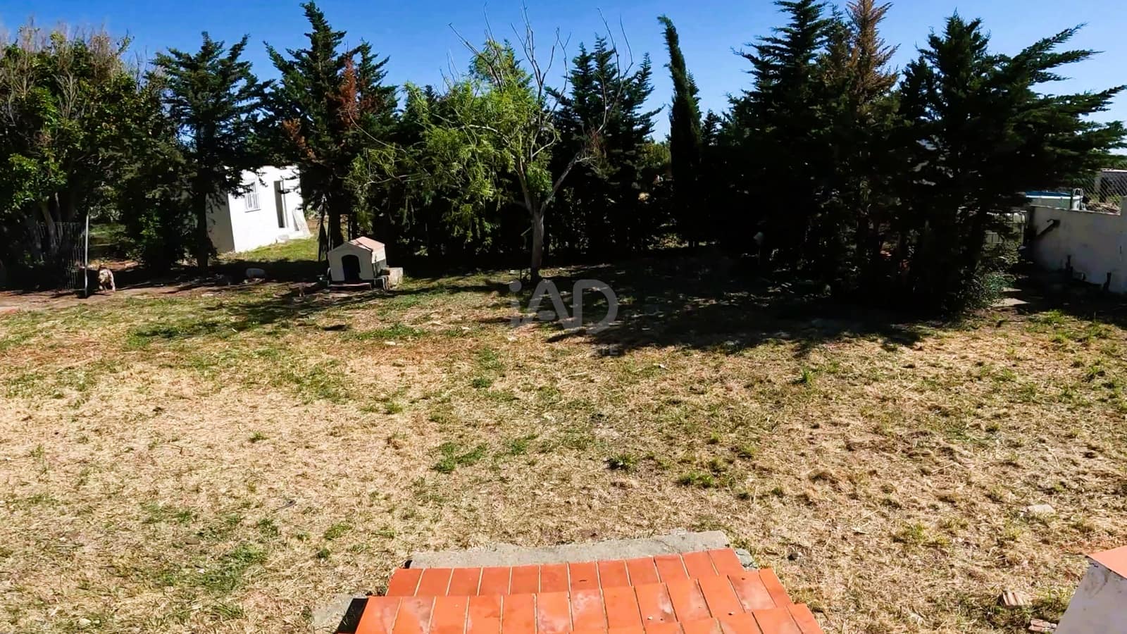 Grunde uden byggetilladelser til salg i Cadiz by - € 189.500 (Ref: 9988794)
