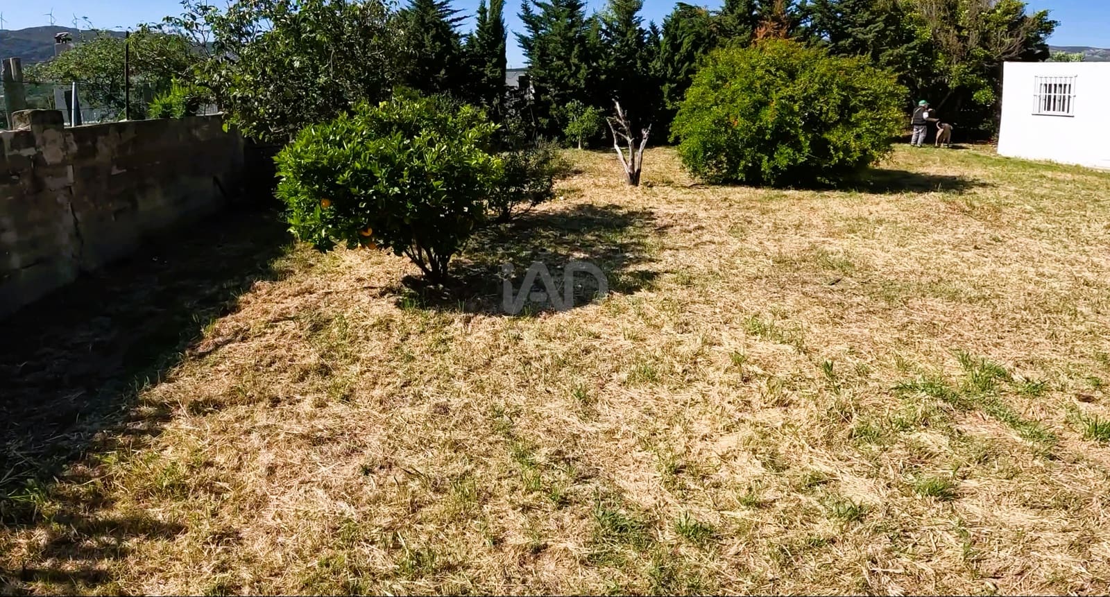 Grunde uden byggetilladelser til salg i Cadiz by - € 189.500 (Ref: 9988794)