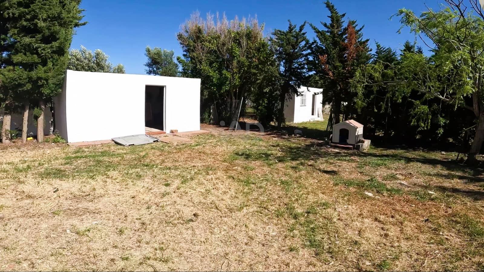 Grunde uden byggetilladelser til salg i Cadiz by - € 189.500 (Ref: 9988794)