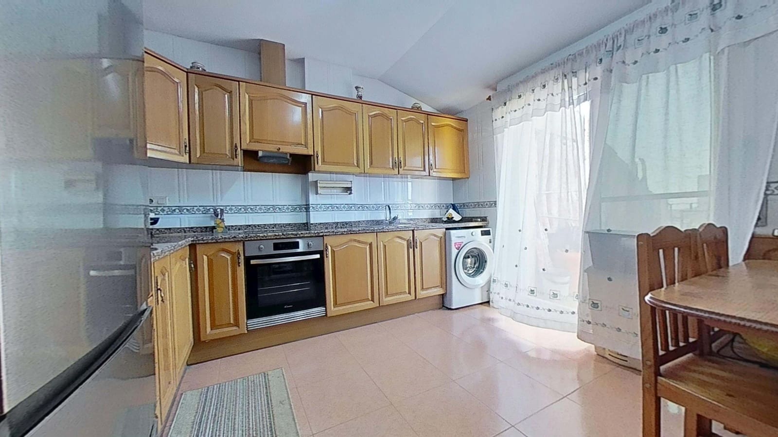 3 soverom Leilighet til salgs i Castello de la Plana med garasje - € 225 000 (Ref: 9988795)