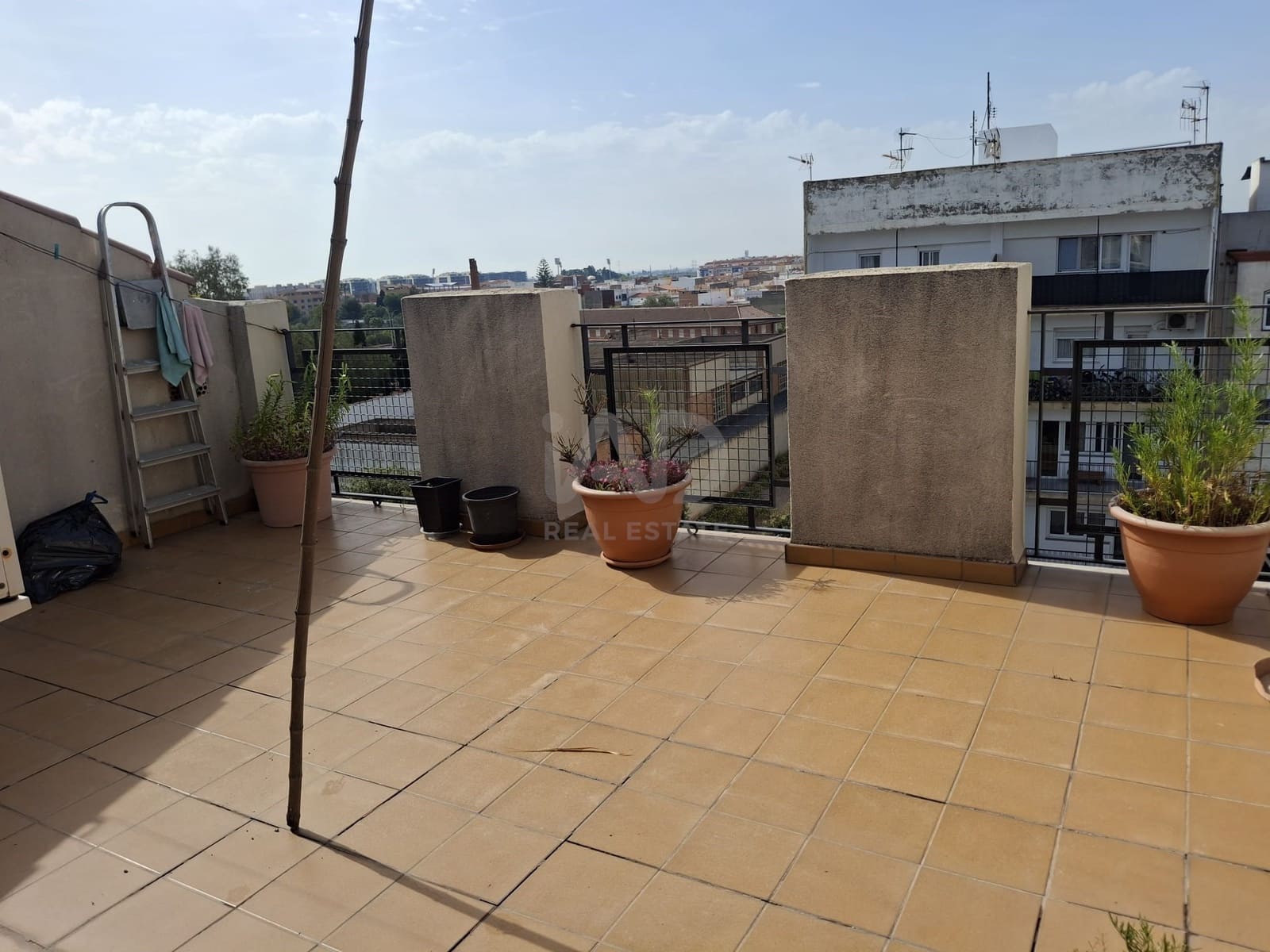 3 soverom Leilighet til salgs i Castello de la Plana med garasje - € 225 000 (Ref: 9988795)