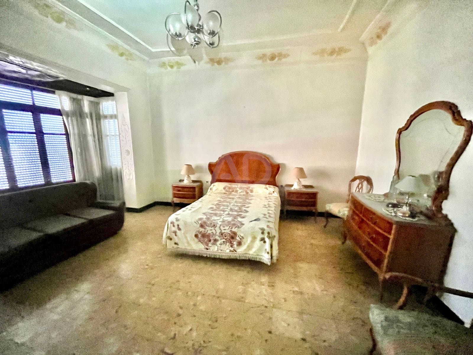 4 soverom Rekkehus til salgs i Castello de la Plana - € 199 000 (Ref: 9988796)