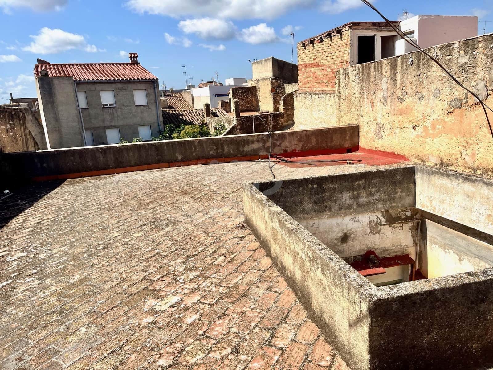 4 soverom Rekkehus til salgs i Castello de la Plana - € 199 000 (Ref: 9988796)