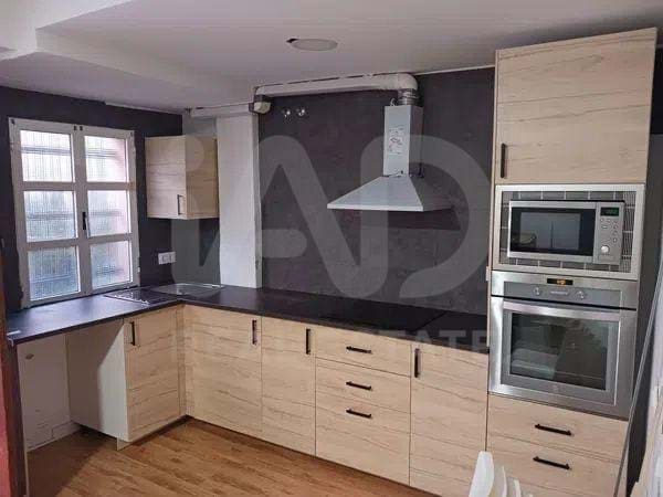 2 soveværelse Byhus til salg i Cadiz by - € 325.000 (Ref: 9988797)