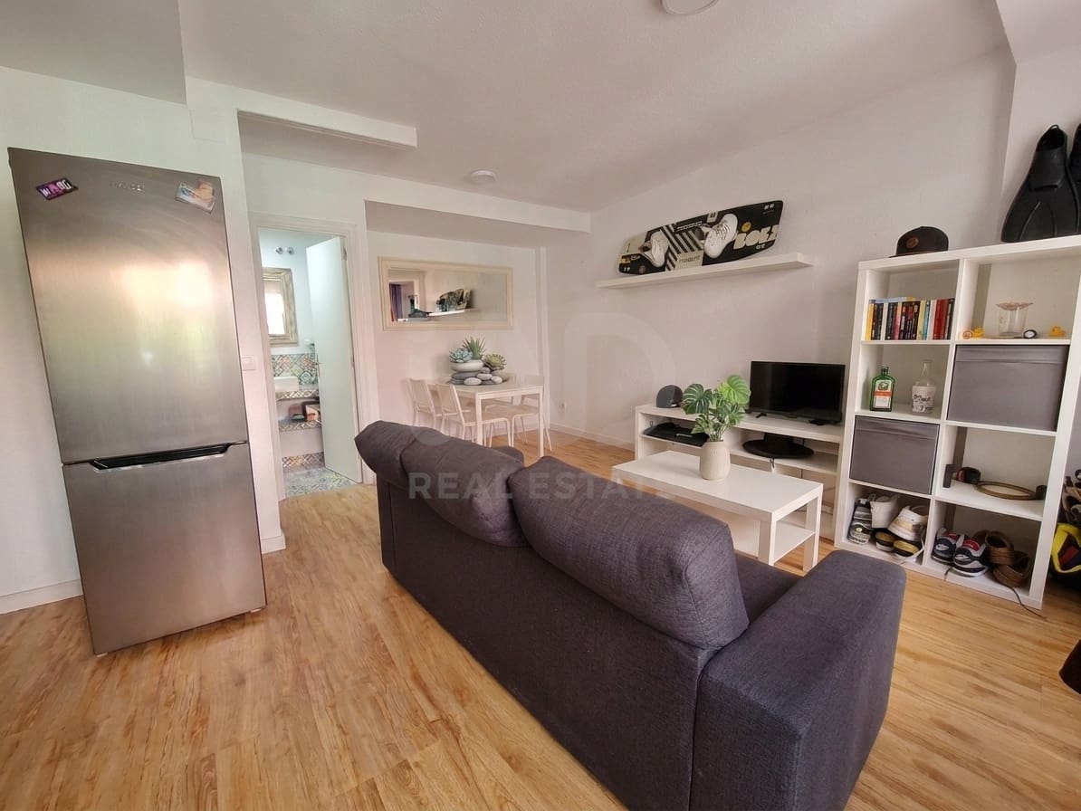 2 soveværelse Byhus til salg i Cadiz by - € 325.000 (Ref: 9988797)
