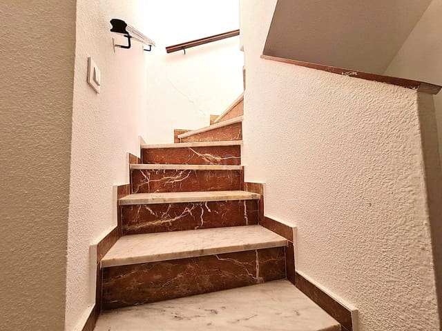 2 soverom Hus til salgs i Cádiz by - € 325 000 (Ref: 9988797)