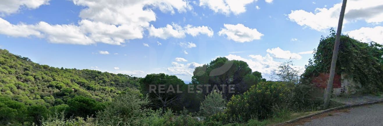 Byggetomt til salgs i Barcelona by - € 28 500 (Ref: 9988800)