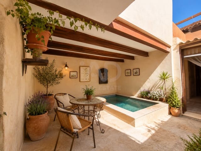 4 soverom Hus til salgs i Oropesa  - € 175 000 (Ref: 9988801)