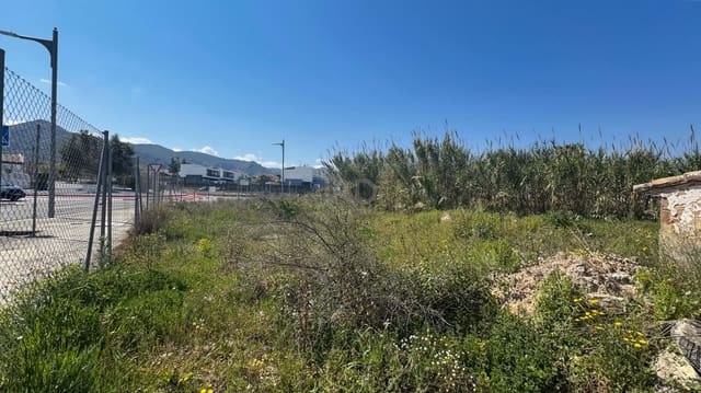 Area Edificabile in vendita in Pego - 300.000 € (Rif: 9988808)