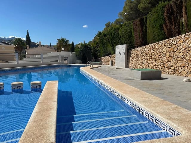 Casa de 2 habitaciones en Cometa - Carrió, Calpe / Calp en venta con piscina garaje - 285.000 € (Ref: 9988810)